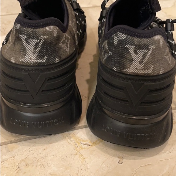 LOUIS VUITTON SHOES - Picture 4 of 4